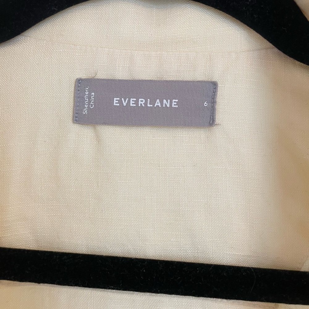 Everlane notch shirt in Linen - Picture 3 of 6